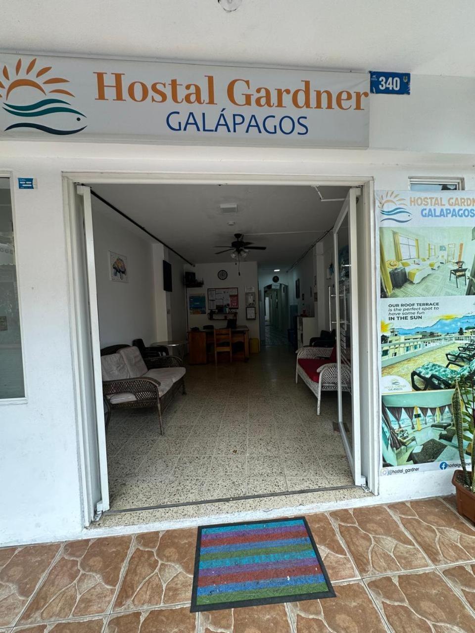 بيت شباب Hostal Gardner بويرتو أيورا المظهر الخارجي الصورة